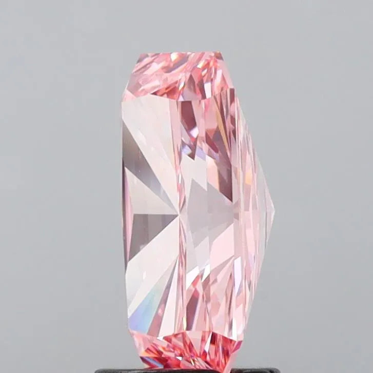 2.65 Carats RADIANT Diamond