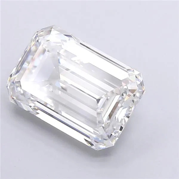 4.56 Carats EMERALD Diamond