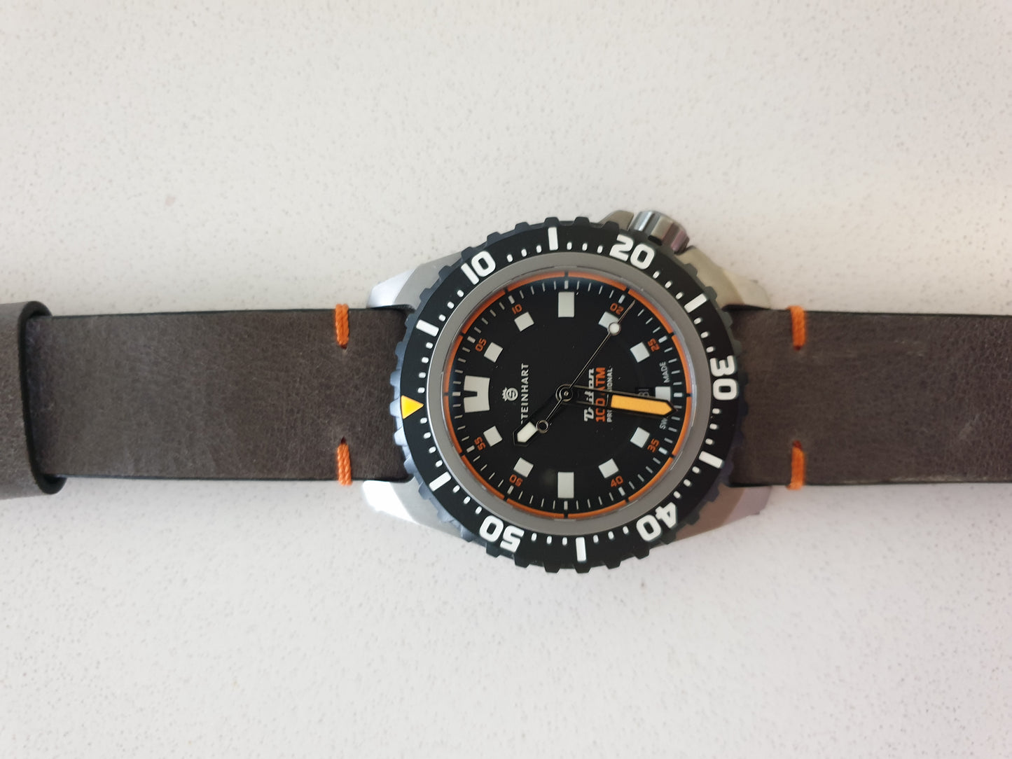 Triton 1000 Titanium Pre-Own