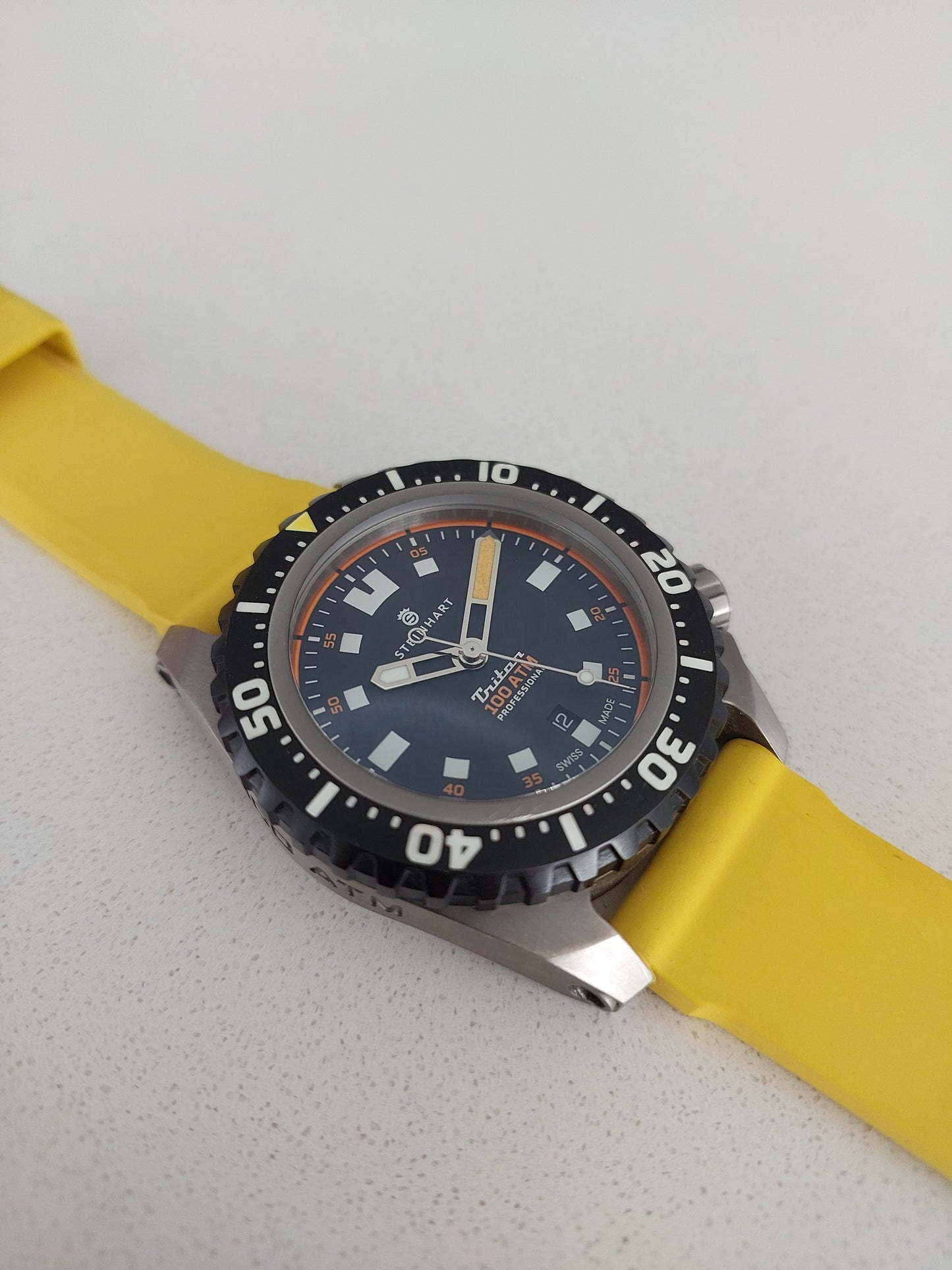 Triton 1000 Titanium Pre-Own