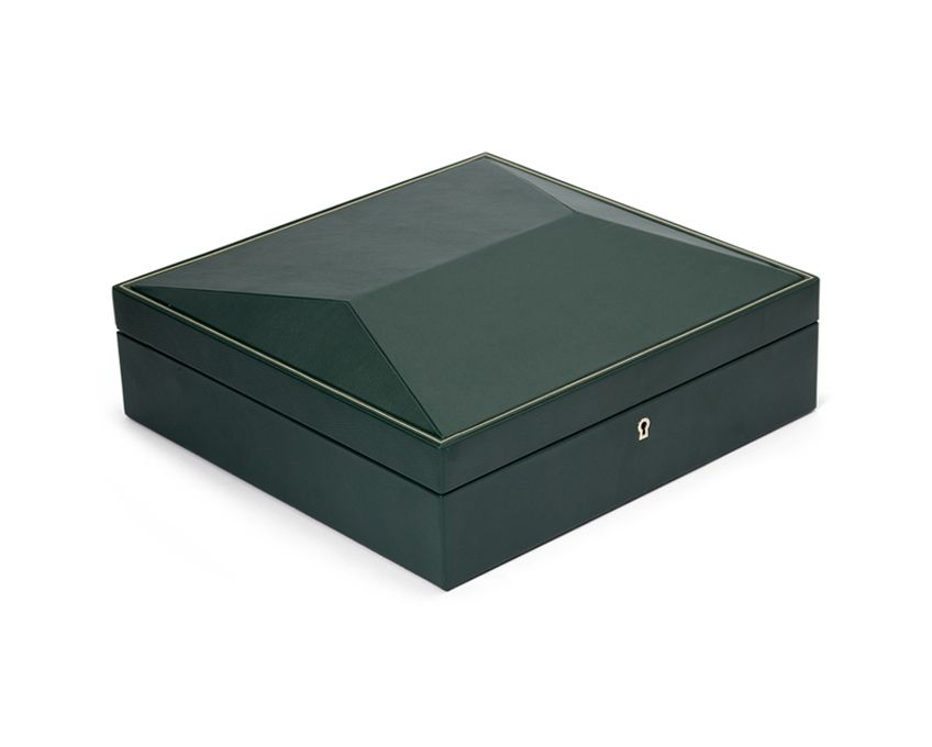 BRITISH RACING 15 PIECE WATCH BOX