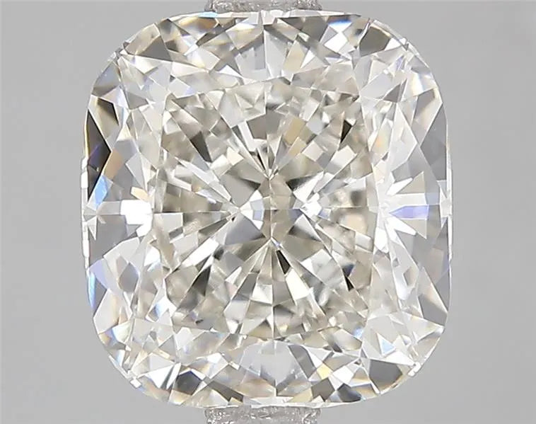 3.12 Carats CUSHION BRILLIANT Diamond