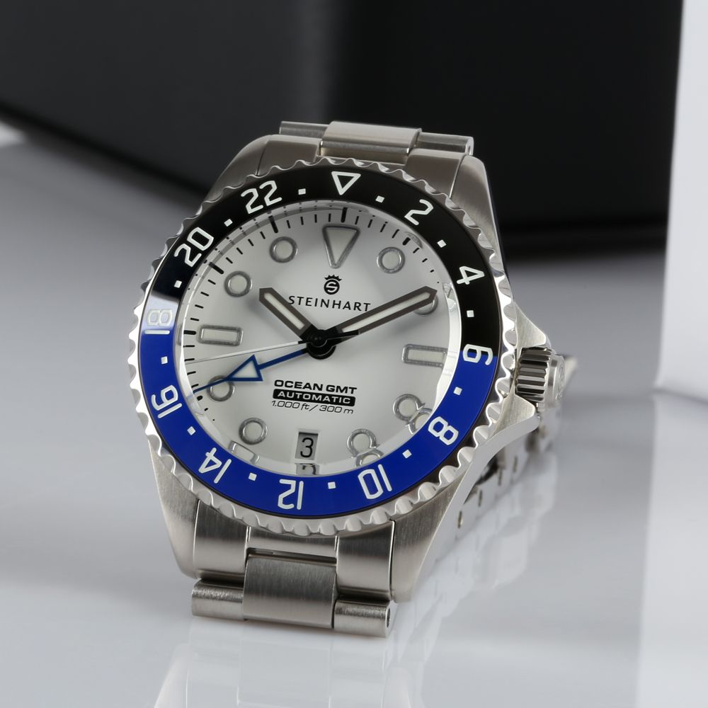 Ocean GMT 39 white dial ceramic – Pura Luxury Goods, High Quality ...