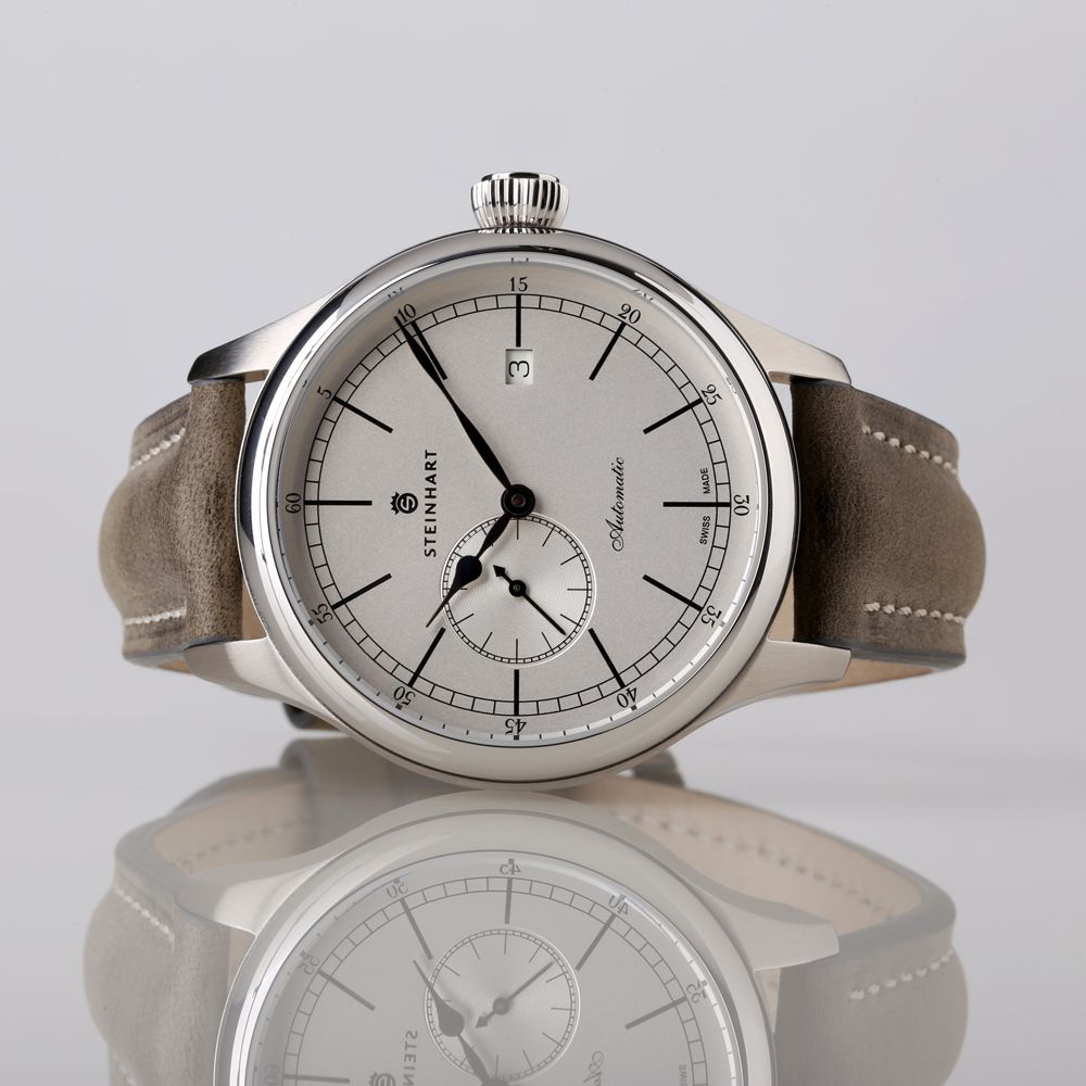 MARINE 42 automatic white