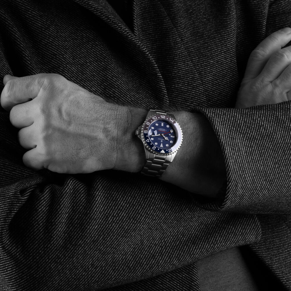 Ocean One GMT blue-grey Ceramic Diver Watch