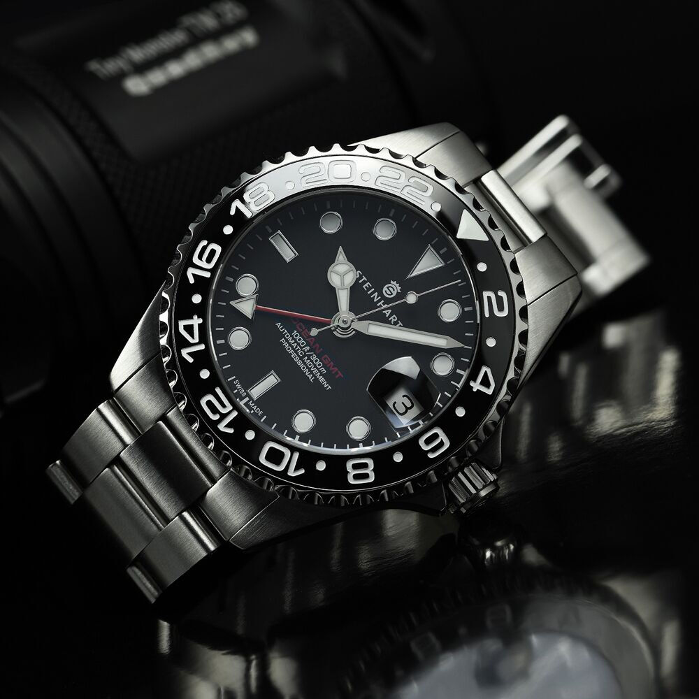Ocean 39 GMT BLACK Ceramic Diver Watch