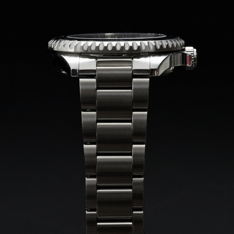Steinhart Diver Watch Ocean 44 GMT BLACK Ceramic Pura Luxury