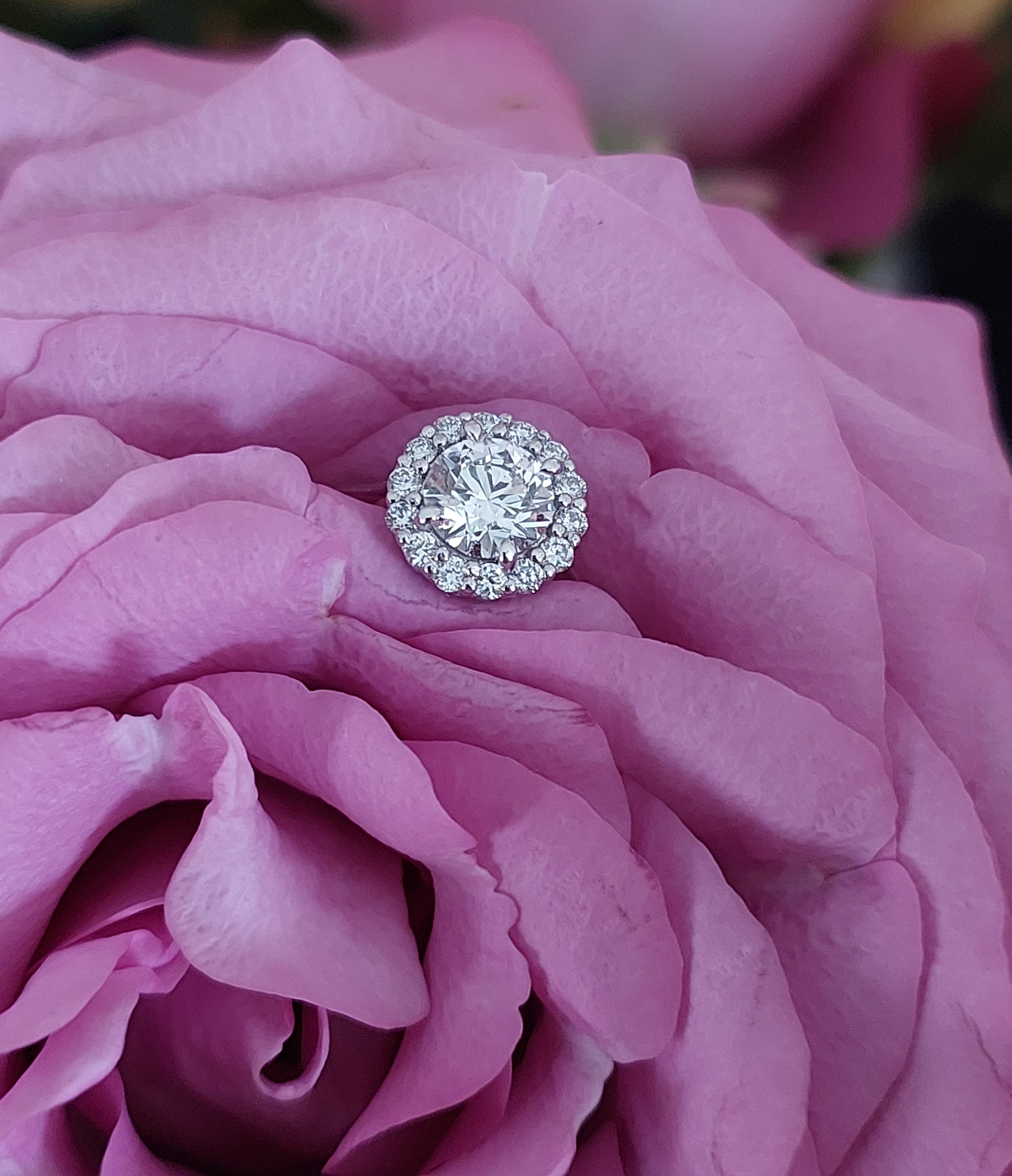 0.7 Carat Round Diamond Engagement Ring